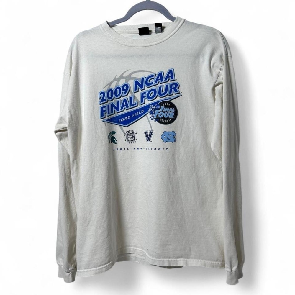 2009 NCAA Final Four  t-shirt‎ Michigan State, Villanova, UCONN North Carolina